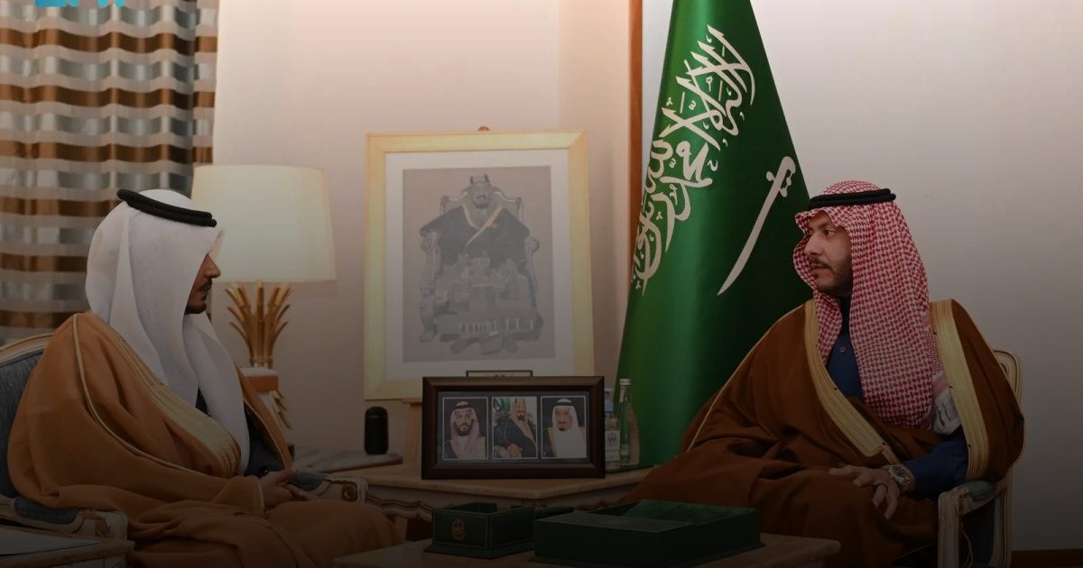 محافظ الطائف يلتقي مدير برنامج المدن الصحية بالمحافظة