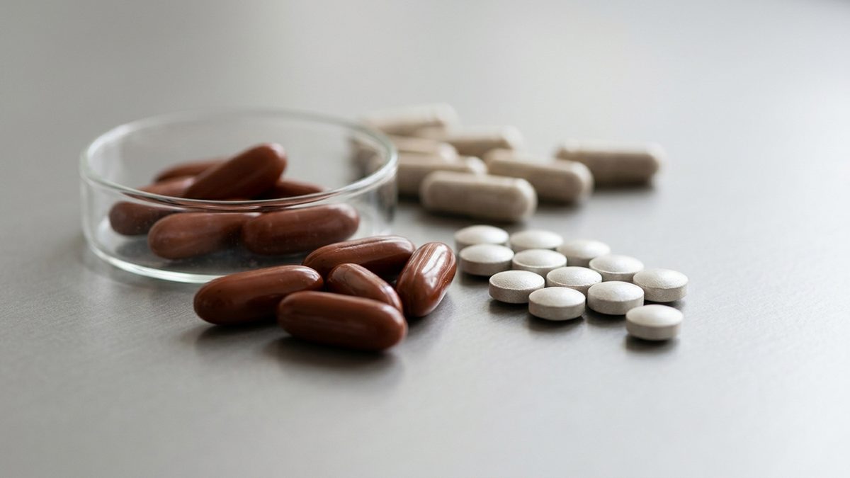 الإفراط بالمكملات المعدنية يهدد صحة الدماغ والإدراك