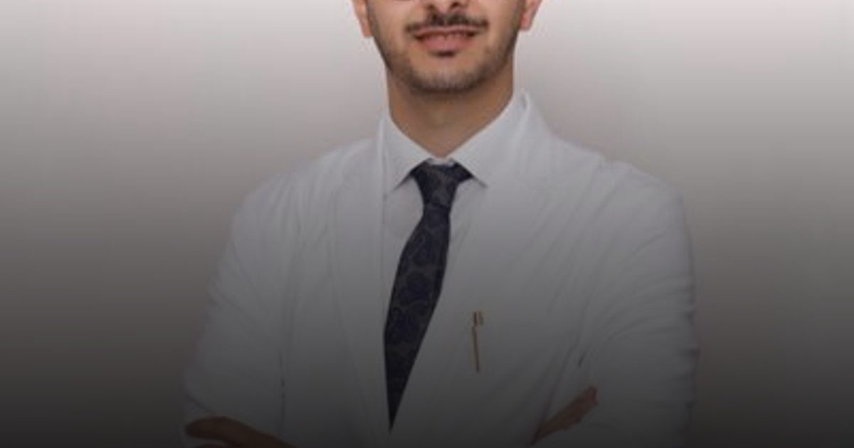 د. مشعل الشويعر: العشاء المتأخر والثقيل من أبرز أسباب الأرق