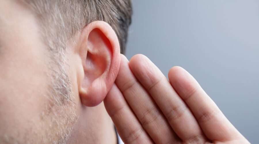 الصمم أحادي الجانب: مخاطر تؤثر على الدماغ والأمان الشخصي