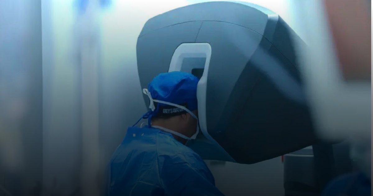 "التخصصي" يستعرض ريادته في توظيف الذكاء الاصطناعي بالرعاية الصحية في لندن