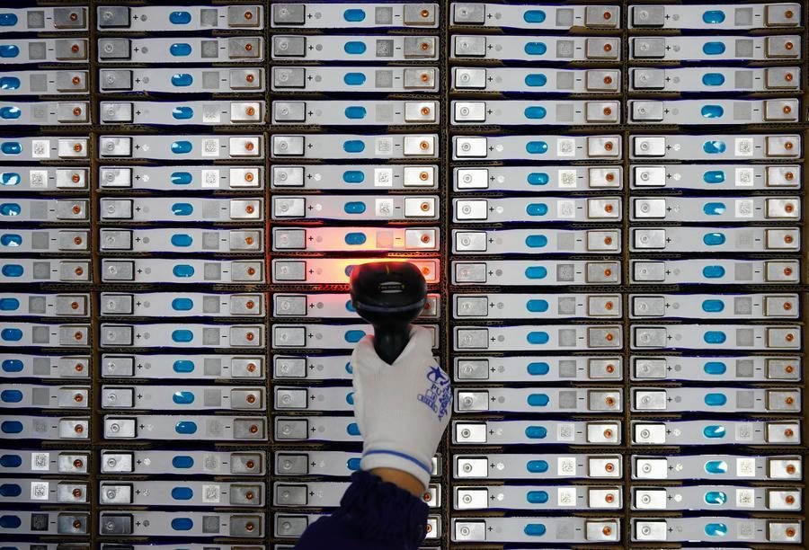 إنجاز صيني ثوري لحل معضلة سلامة بطاريات الطاقة