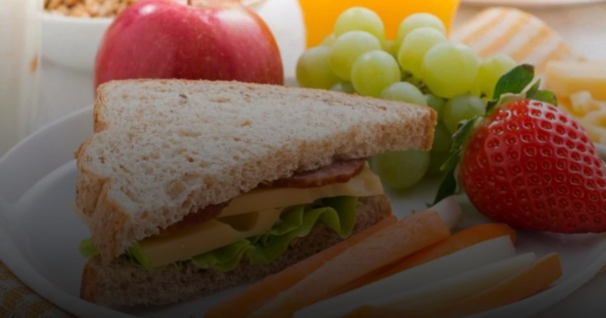 مع العودة إلى المدارس.. خبراء يكشفون الوصفة الذهبية لصحة الطلاب