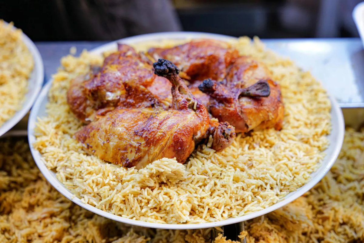 هل تناول الدجاج والأرز يومياً مفيد لعملية الأيض؟