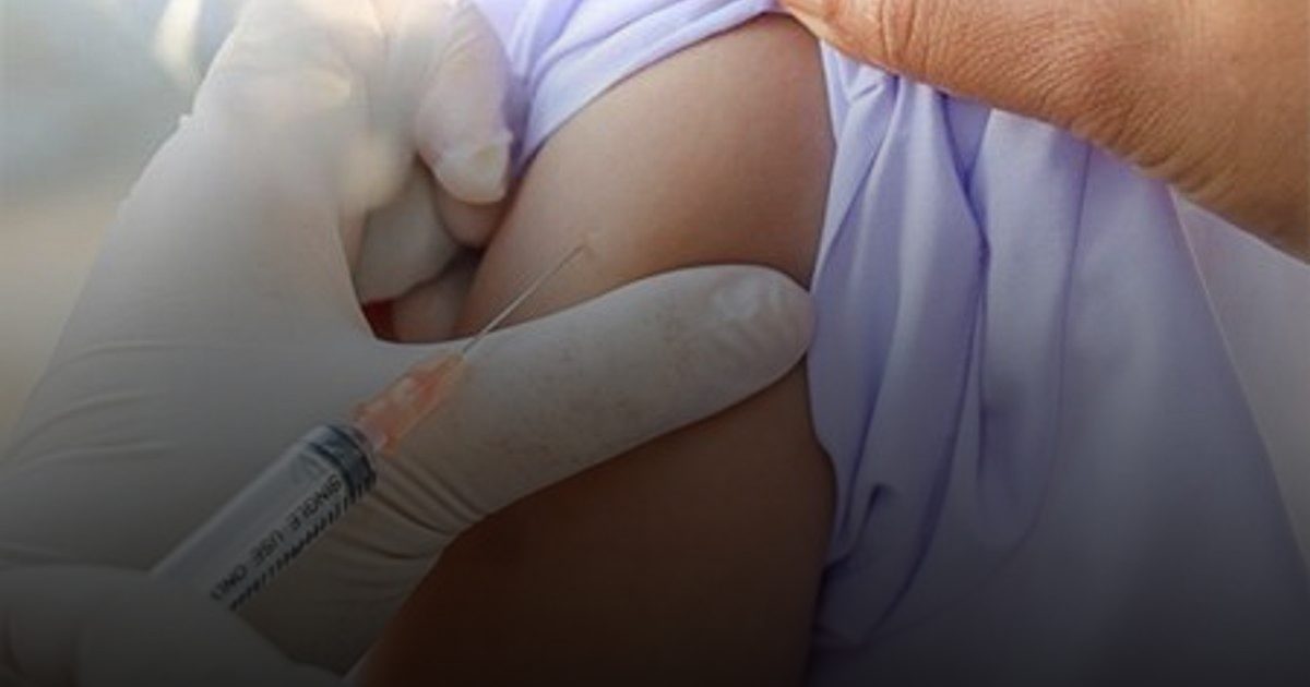 "الصحة" تحذر من الإنفلونزا المبكرة.. و"التعليم" يُلزم الأسر بخيار صعب بين الغياب والحماية