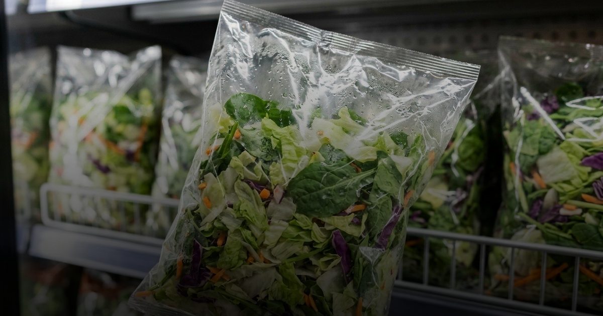 احذر أكياس الخضروات الجاهزة... بيئة خصبة للبكتيريا الخطيرة
