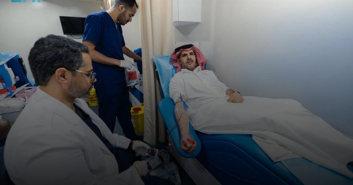 انطلاق حملة التبرع بالدم في المزاد الدولي لمزارع إنتاج الصقور 2025