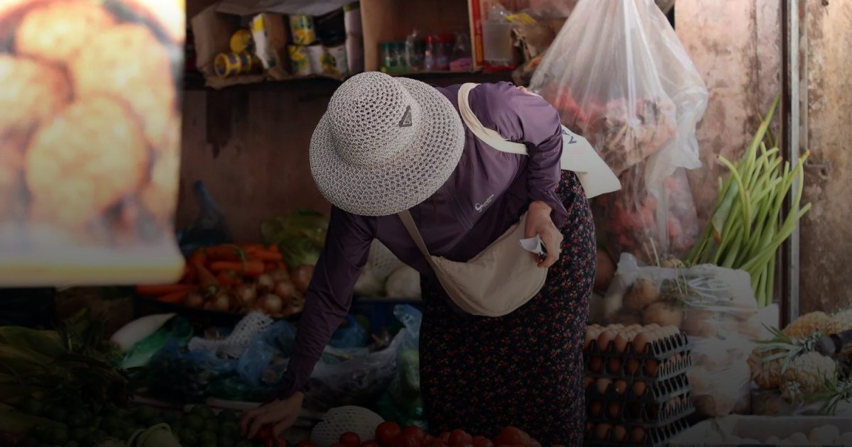 منها الطماطم والكرز... أطعمة حمراء اللّون تعزز قدرات الدماغ