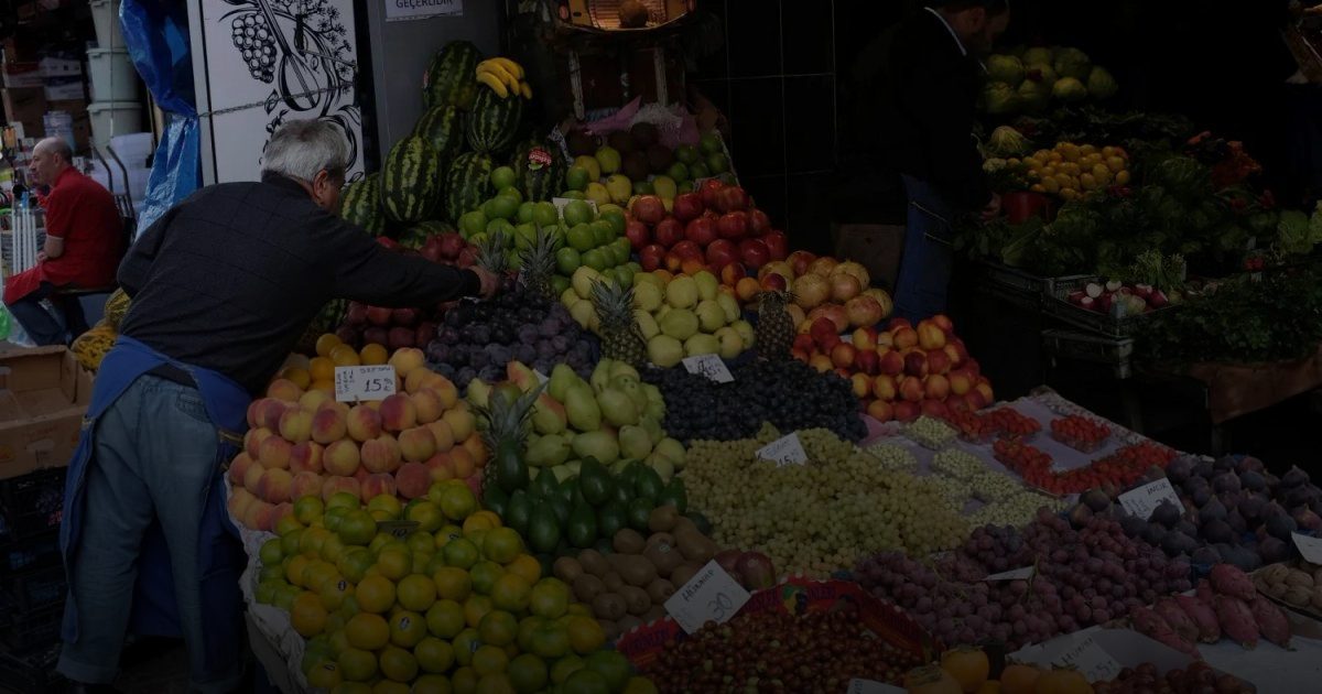 خبراء يكشفون 7 فواكه ترفع سكر الدم بشكل حاد