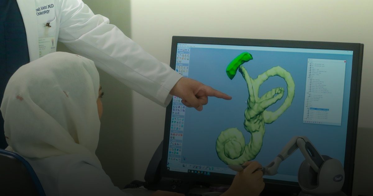 "التخصصي" يبتكر تقنية تعالج اعتلالات الأذن الداخلية باستخدام تقنية الطباعة ثلاثية الأبعاد متناهية الصغر