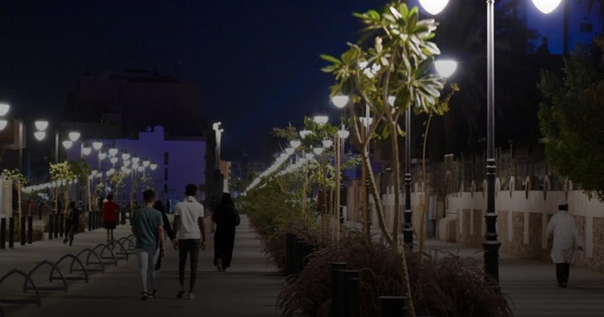 "رياضة الكسالى": استشاري سكري يحذّر الشباب من المشي ساعة يومياً ويصفه بـ "تضييع الوقت"