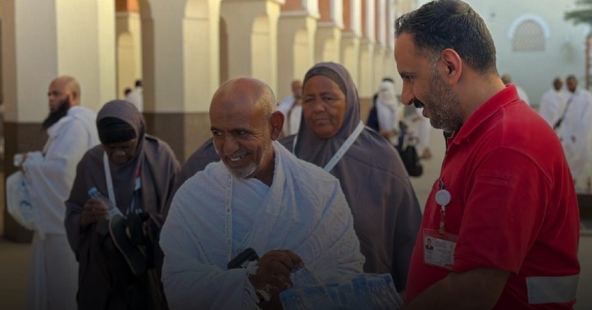 الهلال الأحمر السعودي يسخر أكثر من 120 وحدة إسعافية لخدمة ضيوف الرحمن