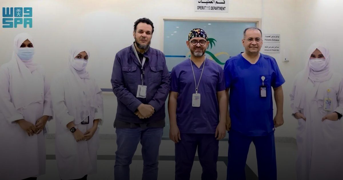 إنقاذ حياة مقيم يمني يعاني من حصوات متعددة في القنوات المرارية