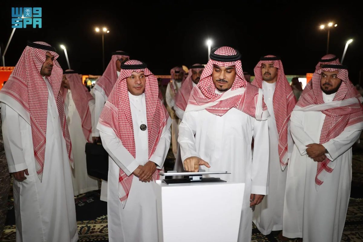 نائب أمير نجران يدشّن الخيمة الصحية الرمضانية ويطلق مبادرة "أمشي 30"