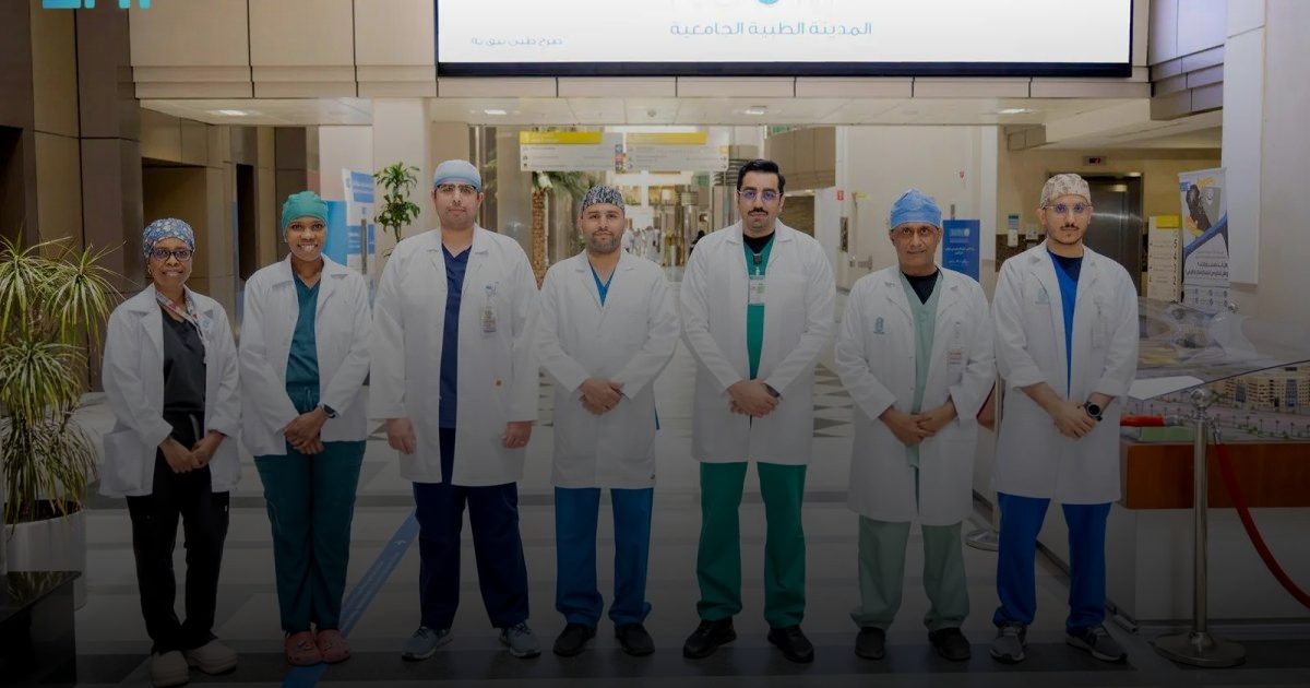 استئصال ورمٍ في القفص الصدري باستخدام "العلاج الكيميائي المسخن" و "الروبوت الجراحي "