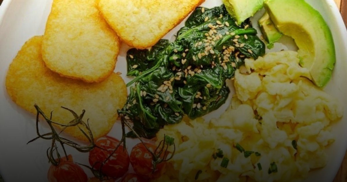 تجنب "إمساك المسافر": 7 نصائح خبراء للحفاظ على الهضم أثناء السفر