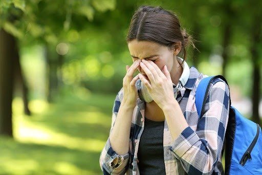 نصيحة لتخفيف آثار حساسية العين في الربيع