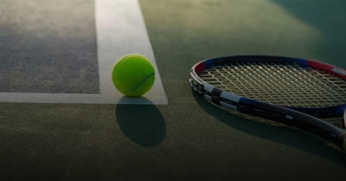 ممارسة التنس تقدم 5 فوائد صحية