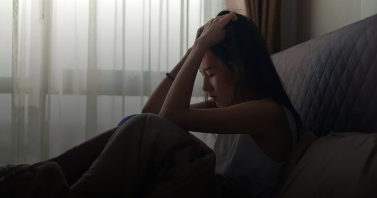 الاكتئاب يسبب أعراضاً تشبه الرحلات الجوية الطويلة