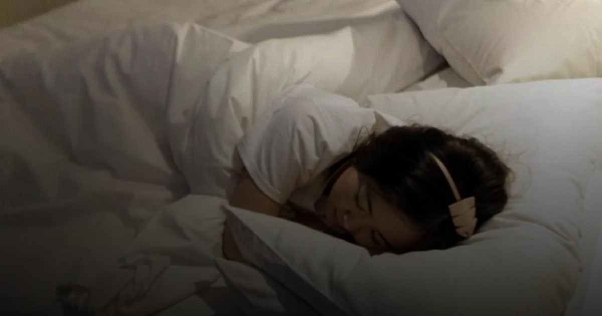 مدة غفوك قد تكون مؤشراً لحالتك الصحية... متى يكون النوم السريع أو البطيء مصدر قلق؟