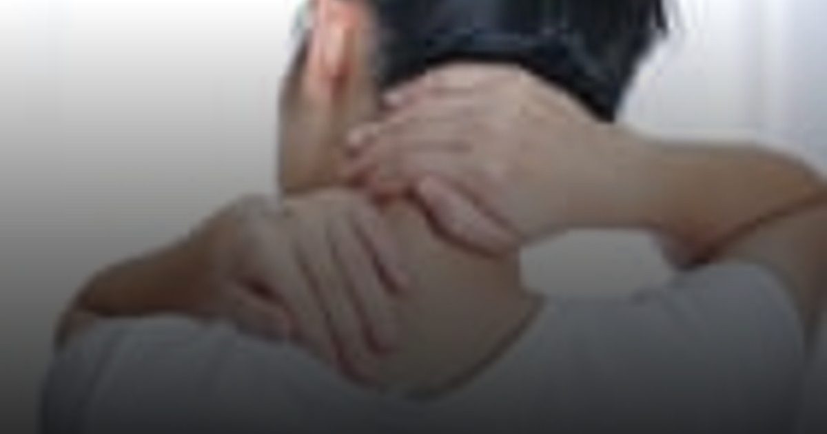 النساء يعانين من نقص العناية الصحية بآلام الظهر والرقبة