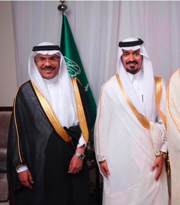 الدكتور العبدالعالي يحتفل بزواج نجله في الأحساء