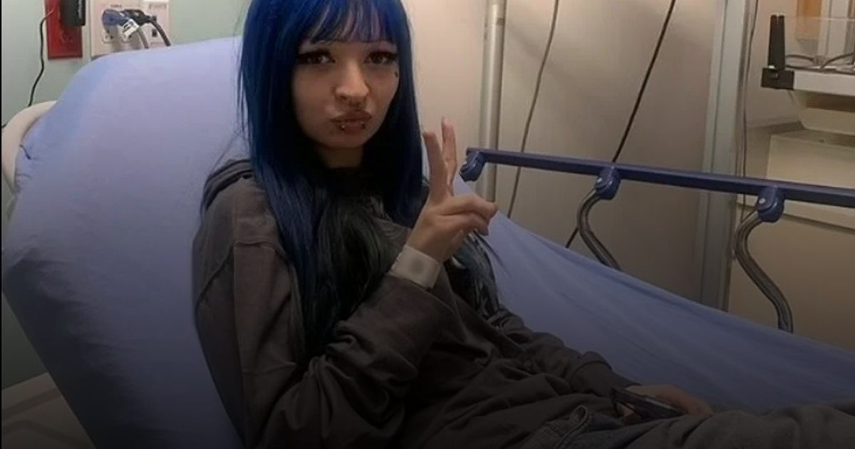 مراهقة تصارع الموت بعد تدخين سيجارة إلكترونية