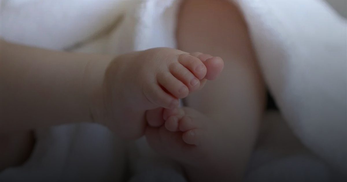 8 علامات تحذيرية في قدميك تكشف أمراضاً خطيرة