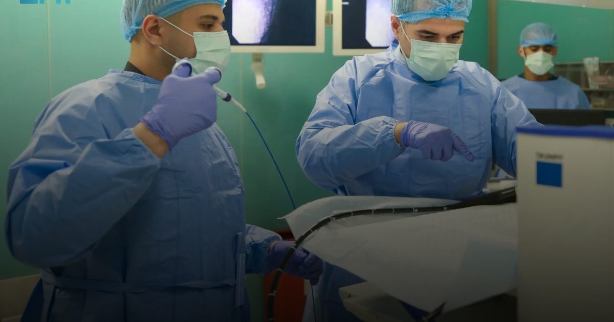 "التخصصي" ينجح في إجراء أول عملية تصغير معدة بالمنظار لزارع كلى على مستوى المنطقة