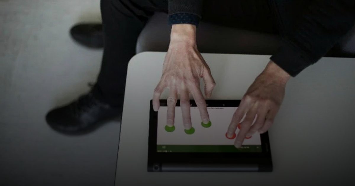 تطبيق للهاتف الذكي يقيس أعراض مرض هنتنغتون