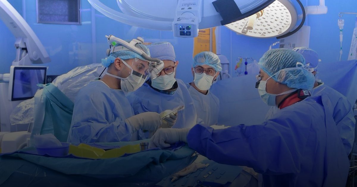 إنجاز طبي وطني يعيد صياغة جراحات العمود الفقري عالمياً بالحرس الوطني