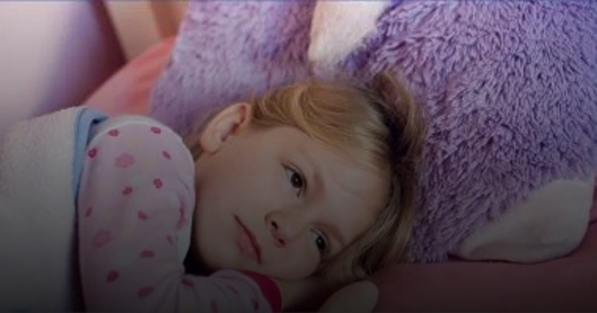 كوابيس الليل والمشي أثناء النوم.. اضطرابات شائعة بين الأطفال