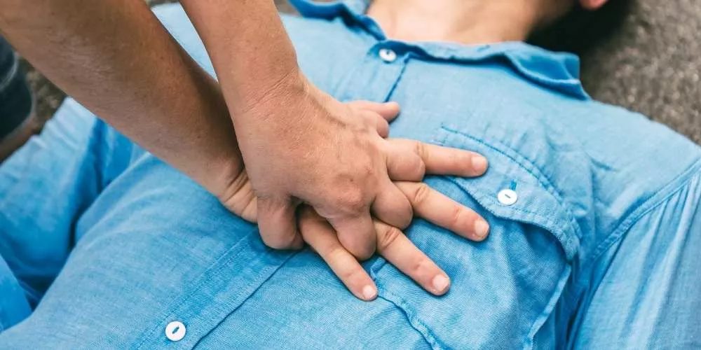 دراسة تكشف 15 جيناً وراء السكتات القلبية المفاجئة