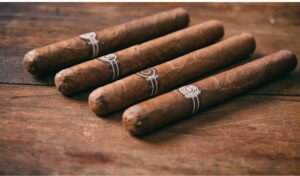 السيجار: مخاطر صحية جسيمة تتجاوز التوقعات