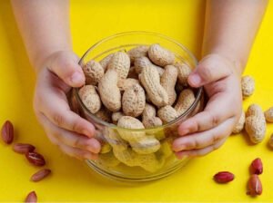 حساسية الطعام عند الأطفال.. نصائح للوالدين