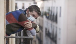 “العزلة” تعيد تشكيل استجابة جهازك المناعي