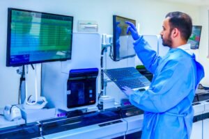 “تخصصي الرياض” يتوج بجائزة التميز الطبي من مؤسسة حمدان بن راشد آل مكتوم