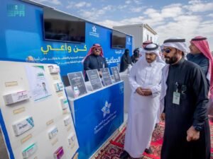 تجمع القصيم الصحي يُطلق حزمة مبادرات توعوية في عقلة الصقور