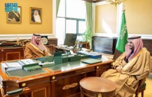 نائب أمير منطقة تبوك يطّلع على تقرير عن مؤشرات الأداء للخدمات الصحية بالمنطقة