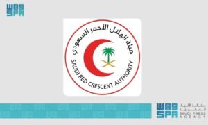 الهلال الأحمر بالقصيم ينقذ مريضًا يعاني من سكتة دماغية بتنسيق بين الإسعاف الأرضي والجوي