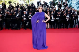 نجمة هوليوود آندي ما كدويل.. تعاني من متلازمة العضلة الكمثرية