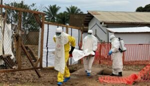 أوغندا تعلن تفشي فيروس الإيبولا  الخطير.. وتسجل حالة وفاة