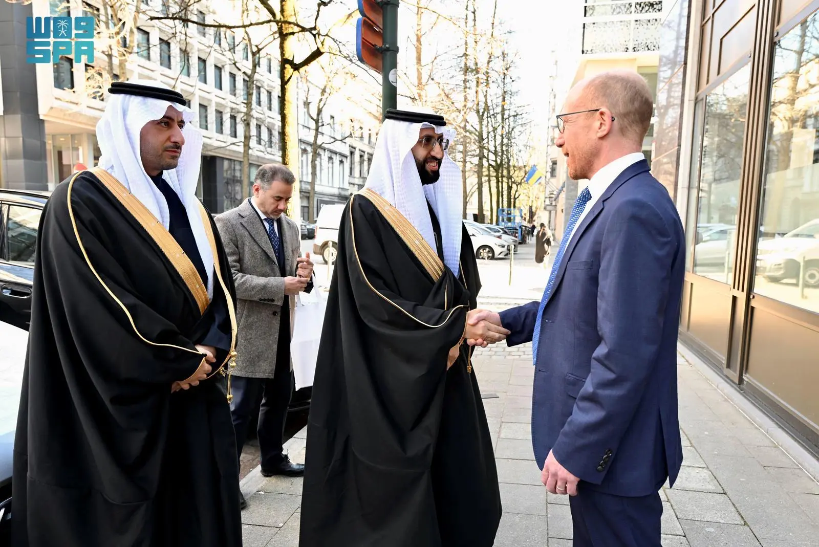 رئيس هيئة الغذاء والدواء يلتقي الرئيس التنفيذي للمعهد الأوروبي للابتكار والتكنولوجيا 