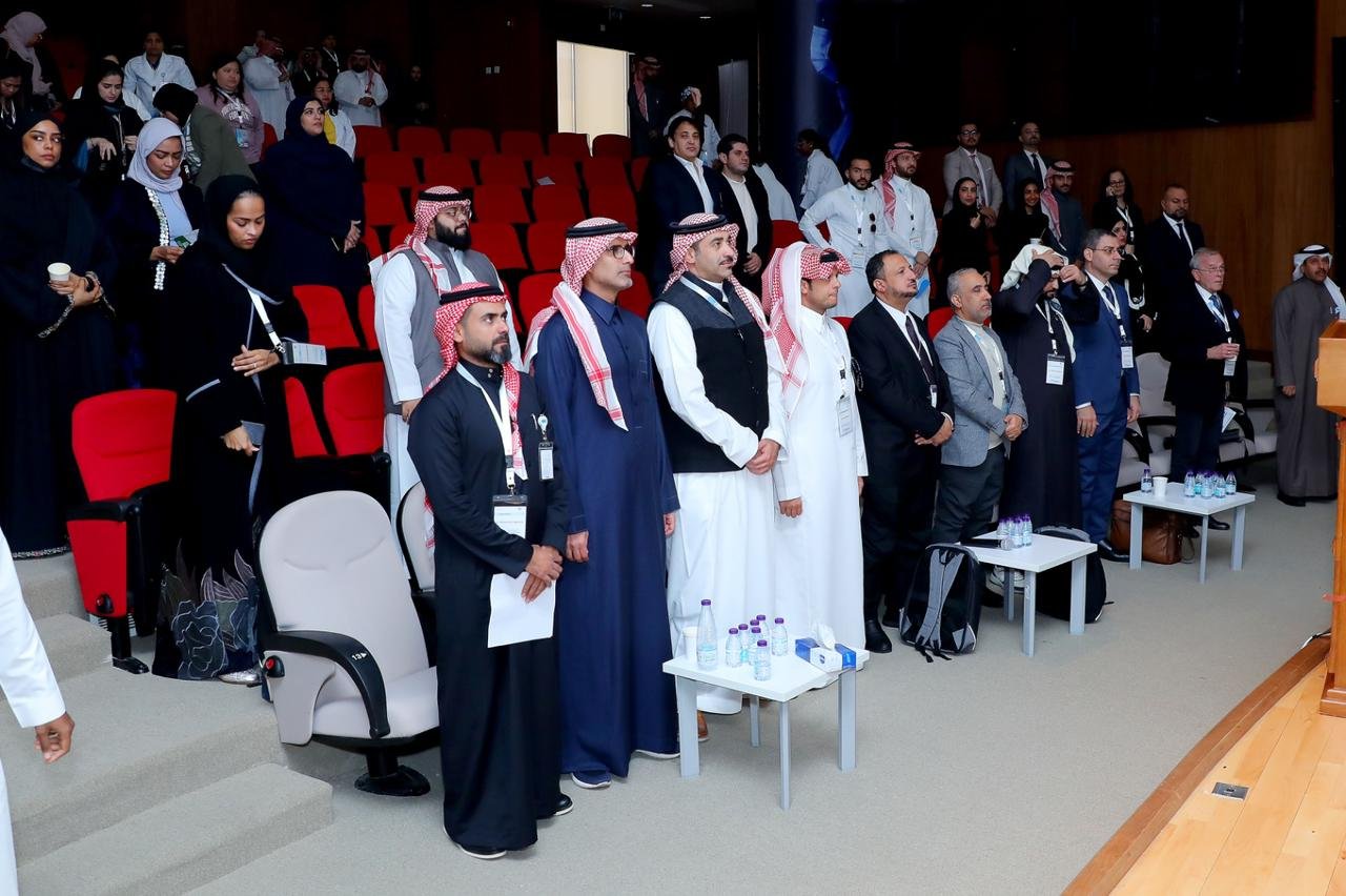 المدينة الطبية بجامعة الملك سعود تختتم “المؤتمر الدولي السابع للأورام” 