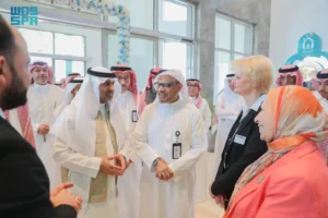 وزير الصحة يتفقد جاهزية المنشآت الصحية في مكة المكرمة استعدادًا لموسمي العمرة والحج