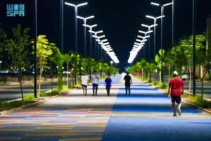 إقبال مجتمعي على ممارسة رياضة المشي في رفحاء خلال رمضان