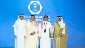 وزير الصحة يُكرّم مدينة الملك سعود الطبية
