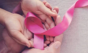 النظام الغذائي الغني بالدهون مرتبط بزيادة خطر الإصابة بسرطان الثدي