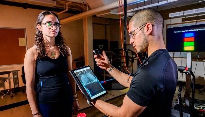 ابتكار قميص ذكي يراقب معدلات ضربات القلب 