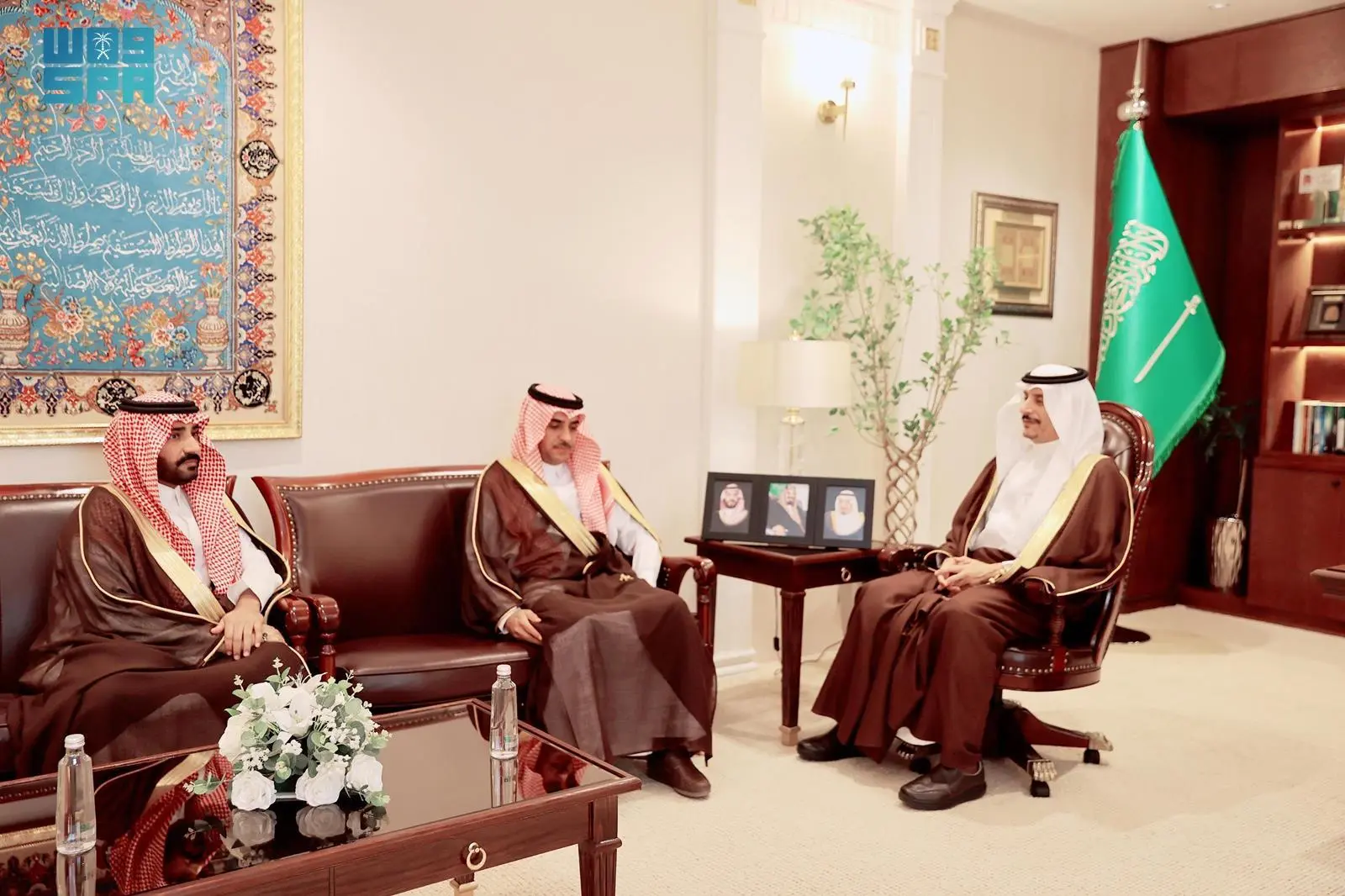 محافظ حفر الباطن يستقبل مدير فرع وزارة الصحة 